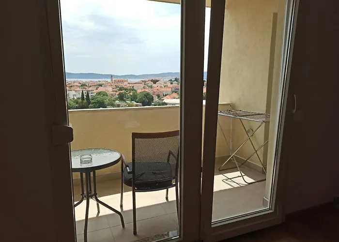 公寓 Renata 扎达尔